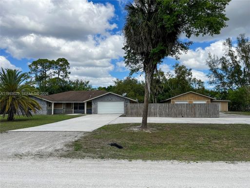 13587 N 77th Pl N, Unincorporated Palm Beach County FL 33412