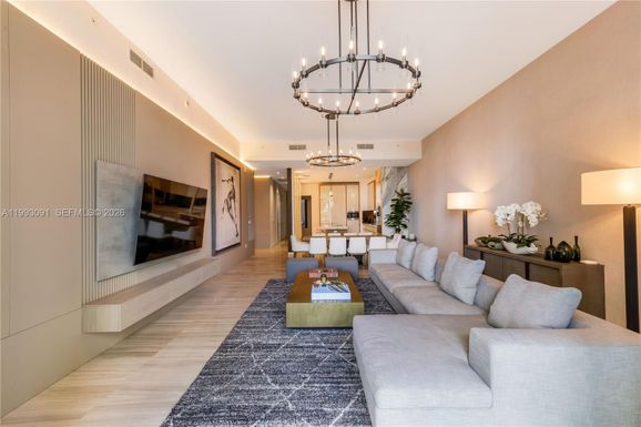 2821 S Bayshore Dr # 6B, Miami FL 33133