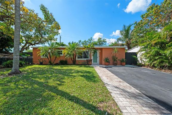 350 NE 59th St, Oakland Park FL 33334