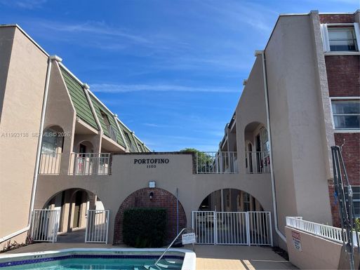 1100 SE 4th Ave # 16, Deerfield Beach FL 33441