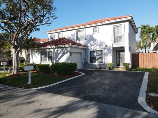 529 NW 47th Way, Coconut Creek FL 33063