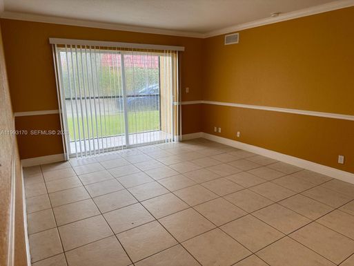 2850 NW 55th Ave # 1B, Lauderhill FL 33313