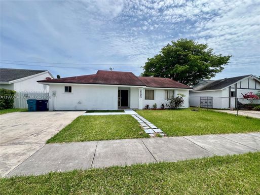 20845 SW 122nd Ct, Miami FL 33177