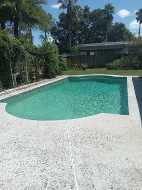 6035 CAPRICE DR, Jacksonville FL 32244