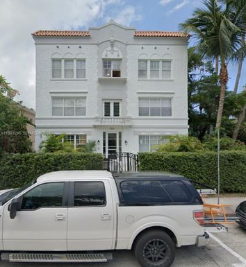 1611 Michigan Ave # 10, Miami Beach FL 33139