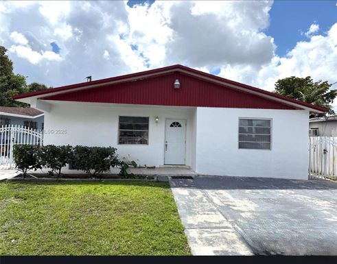3066 NW 28th St, Miami FL 33142