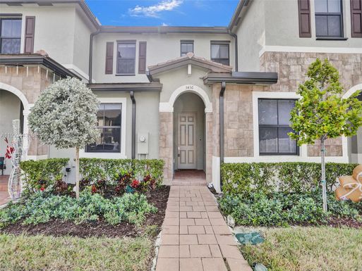 3436 W 111th Pl, Hialeah FL 33018