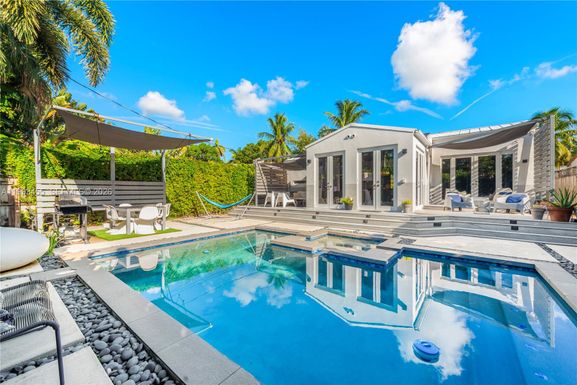 738 NE 72nd Ter, Miami FL 33138