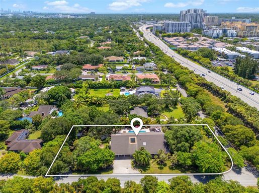 7997 SW 76th Avenue, Miami FL 33143