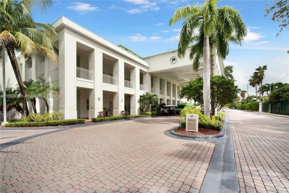 5300 NW 87th Ave # 1107, Doral FL 33178