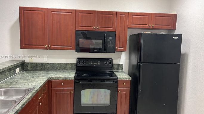 1953 Freeport Ln # 1953, Riviera Beach FL 33404