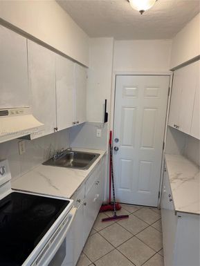11 SW 52nd Ave # 1B, Miami FL 33134