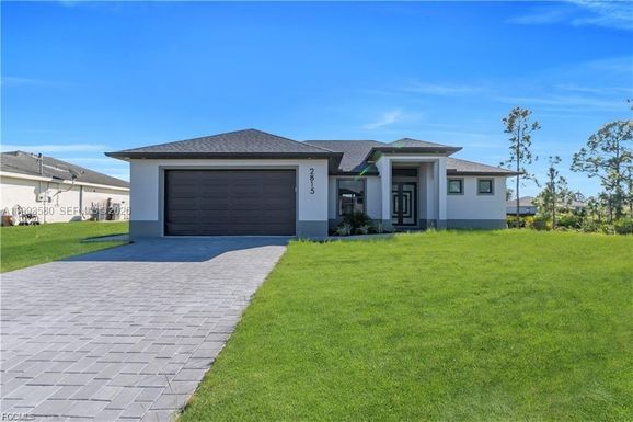 2815 44th ST W, Lehigh Acres FL 33971