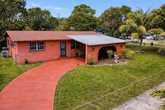 16250 NW 39th Pl, Miami Gardens FL 33054