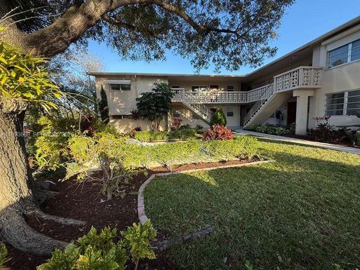 606 S C St # 103, Lake Worth FL 33460