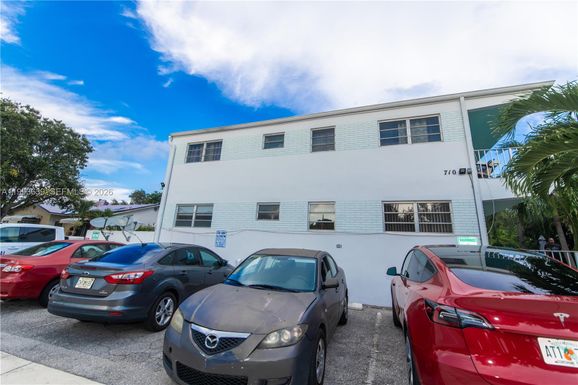 710 N K St # 202, Lake Worth FL 33460