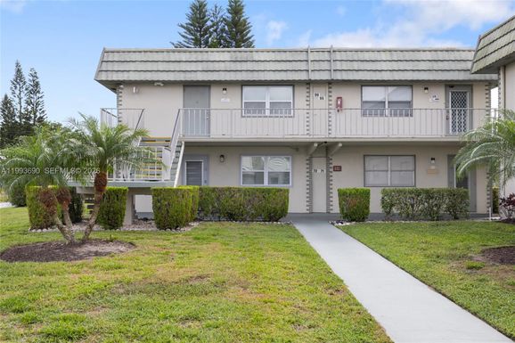 72 Monaco B # 72, Delray Beach FL 33446