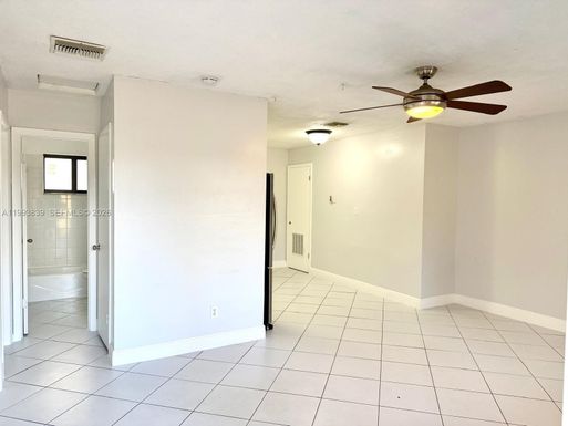 1454 SW 33rd St # 2, Fort Lauderdale FL 33315