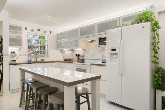 300 Ocean Dr # 26, Key Largo FL 33037