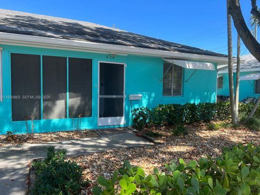 414 9th Avenue N, Lake Worth FL 33460