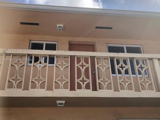 1151 W 28th St # 9, Hialeah FL 33010