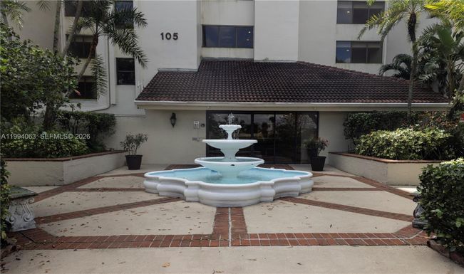 105 Lake Emerald Dr # 708, Oakland Park FL 33309
