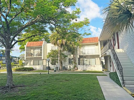 8701 SW 141st St # M7, Palmetto Bay FL 33176