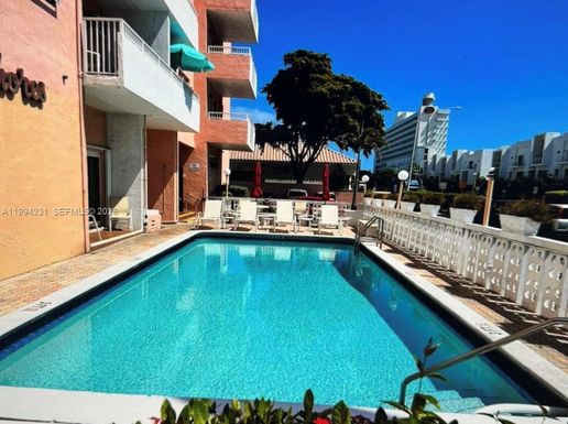 3201 NE 14th St Cswy # 502, Pompano Beach FL 33062