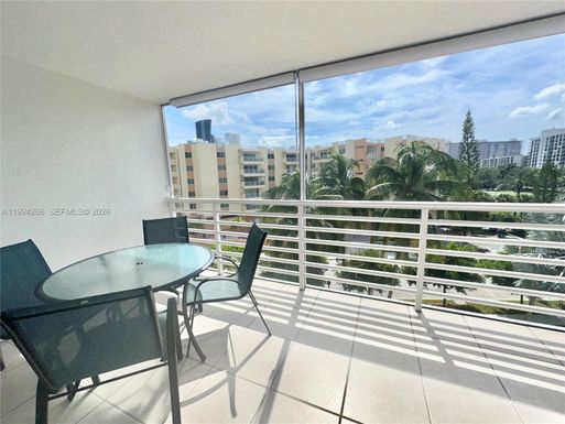 17801 N Bay Rd # 513, Sunny Isles Beach FL 33160