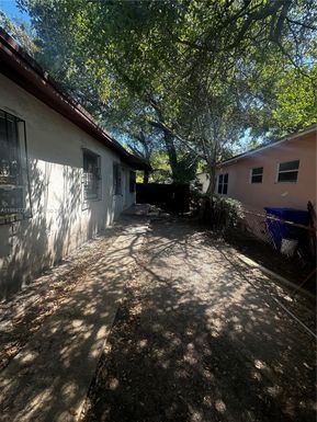 112 NE 63rd St # 112, Miami FL 33138