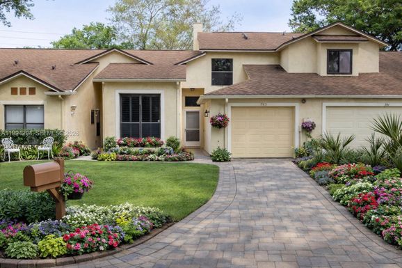 703 Swan Ln, Other City - In The State Of Florida FL 32701