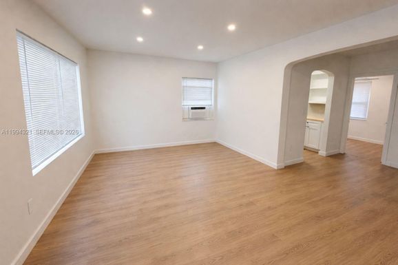 255 NW 32nd St # 1, Miami FL 33127