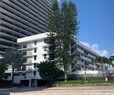 5845 Collins Ave # 101, Miami Beach FL 33140