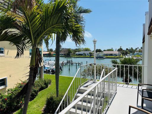 1323 Bayshore Dr # 203, Fort Pierce FL 34949