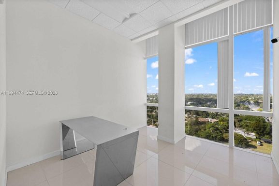 20200 W Dixie Hwy 809 Hwy, Miami FL 33180