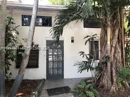 2231 SW 57th Ct, Miami FL 33155