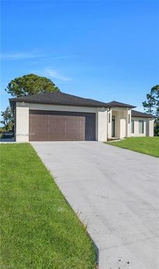 4028 26th ST SW, Lehigh Acres FL 33976