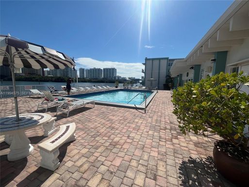 3923 NE 166th St # 106, North Miami Beach FL 33160