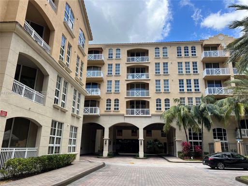 3001 NE 185th St # 122, Aventura FL 33180