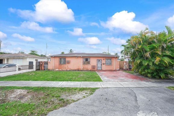 6810 SW 1st St, Miami FL 33144