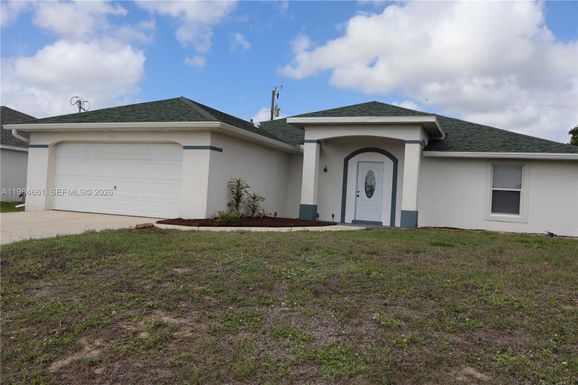 3320 SW 11 ave, Cape Coral FL 33914