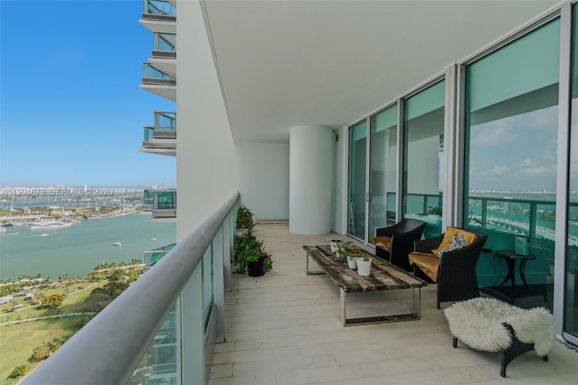900 Biscayne Blvd # 4308, Miami FL 33132