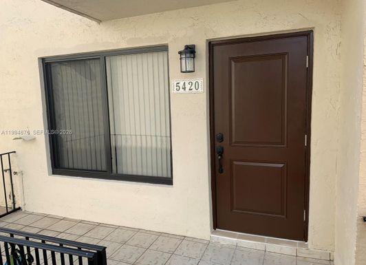 5420 W 26th Ave # 9, Hialeah FL 33016