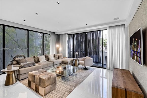 350 Meridian Ave # 202, Miami Beach FL 33139