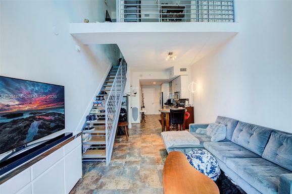 60 SW 13th St # 2820, Miami FL 33130