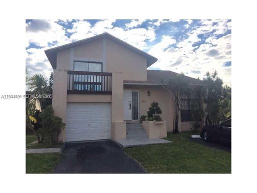 914 NW 106th Ave Cir # 0, Miami FL 33172