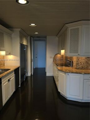 19707 Turnberry Way # 4, Aventura FL 33180