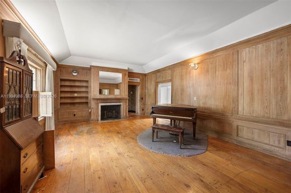 140 NE 95th St, Miami Shores FL 33138