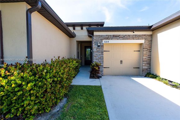 5204 Jovial Ct # 5204, Fort Pierce FL 34947
