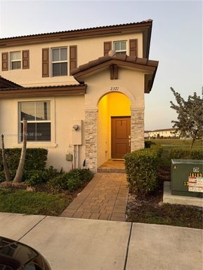2371 NW 122nd Ter, Miami FL 33167
